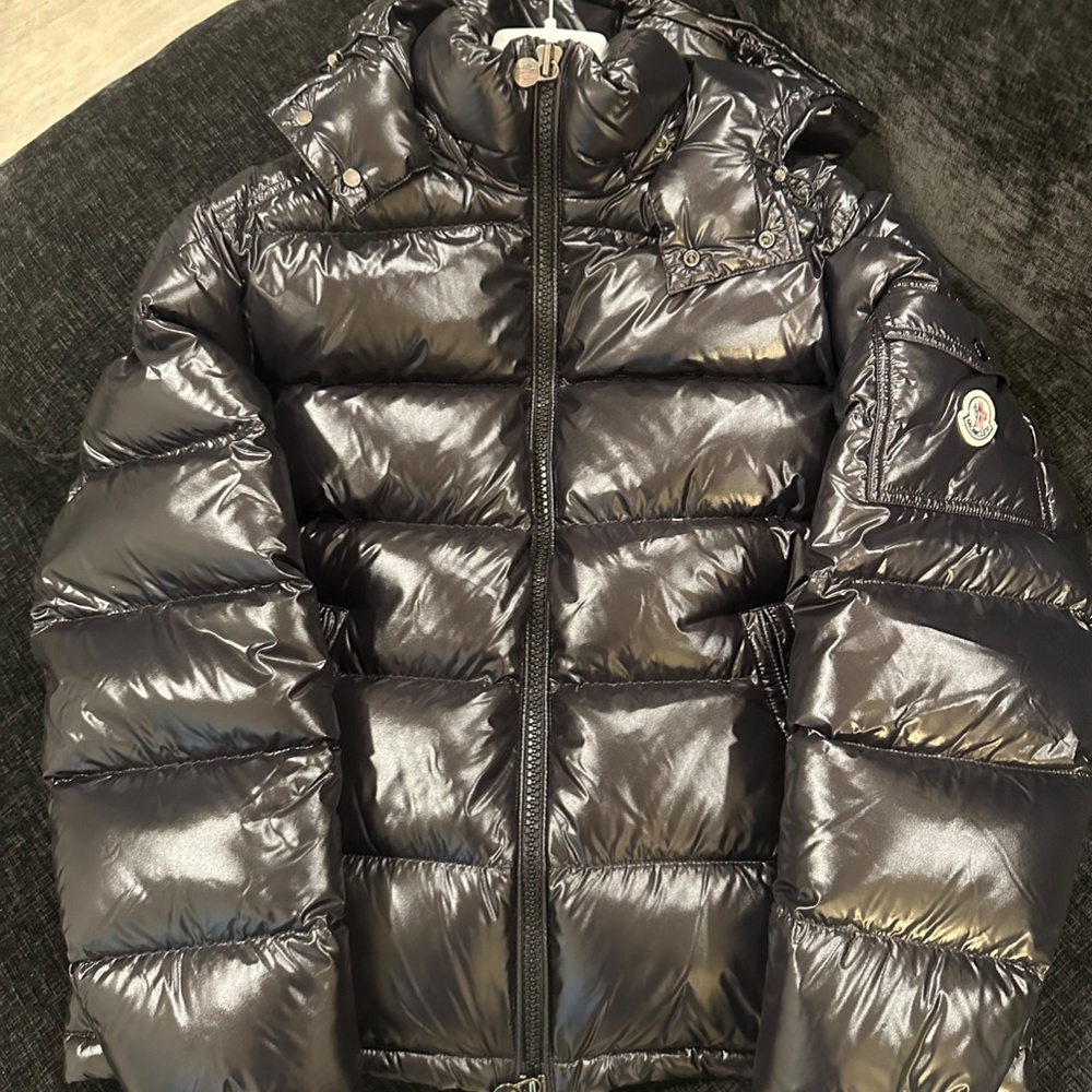 Moncler Maya Short Down Jacket